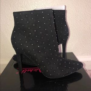 Women’s Heeled Booties